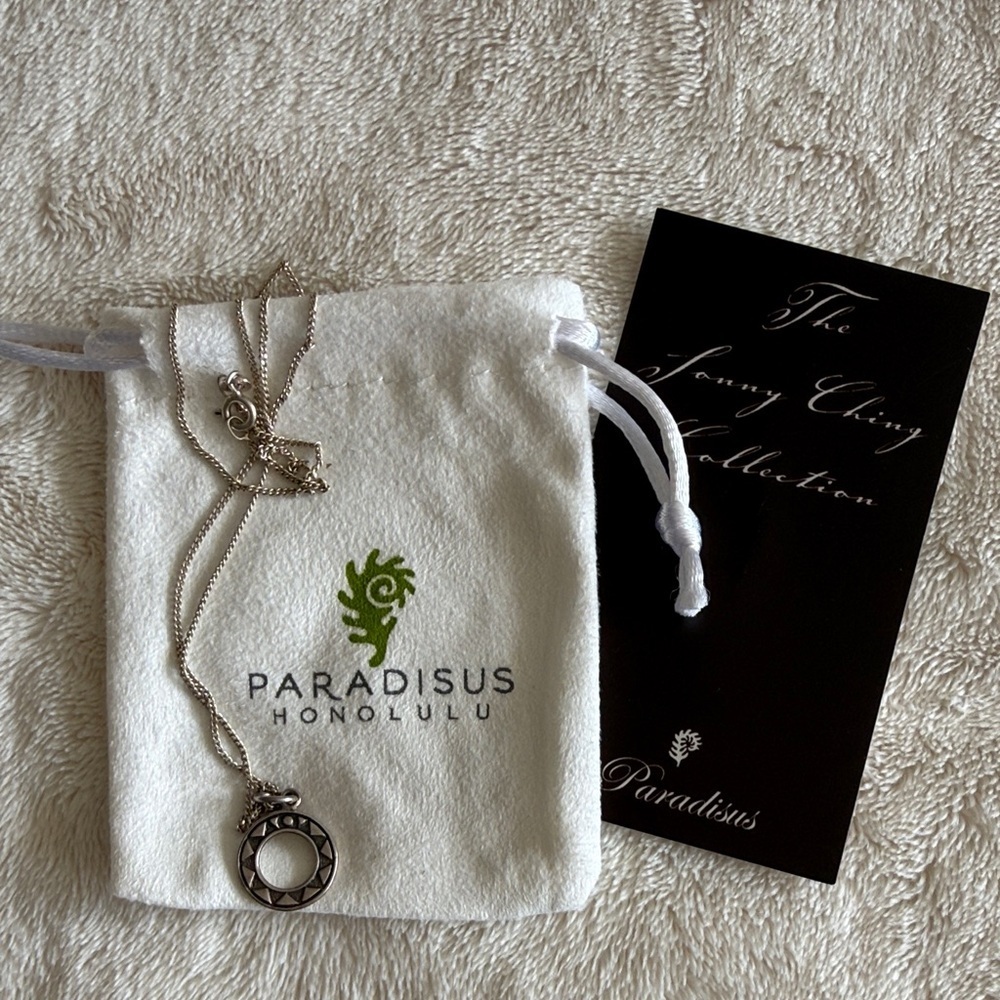 Paradisus Honolulu Silver Sun Pendant Necklace - Picture 2 of 4